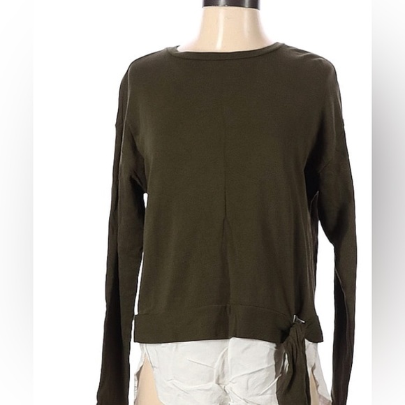 The Loft Green Sweatshirt with White rounded 2 Fer Bottom . - Picture 1 of 7